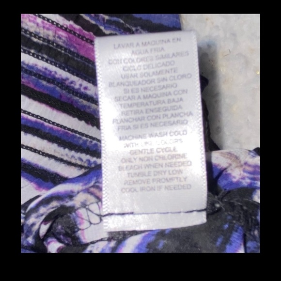 Daisy Fuentes‎ women’s blouse - Picture 7 of 10